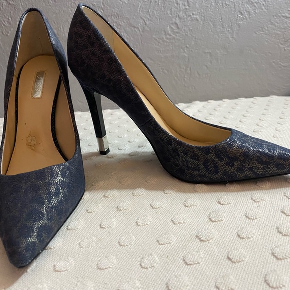 GUESS Blue Leopard Print Stilettos - Picture 3 of 16
